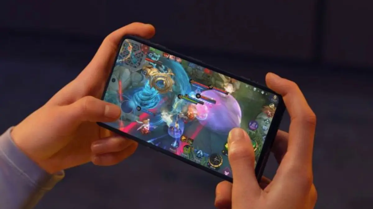 Cek rekomendasi HP gaming 1-2 jutaan terbaik 2026! Layar AMOLED 144Hz, baterai 7000mAh, dan chipset gahar. Main MLBB & PUBG lancar jaya! (pinterest)