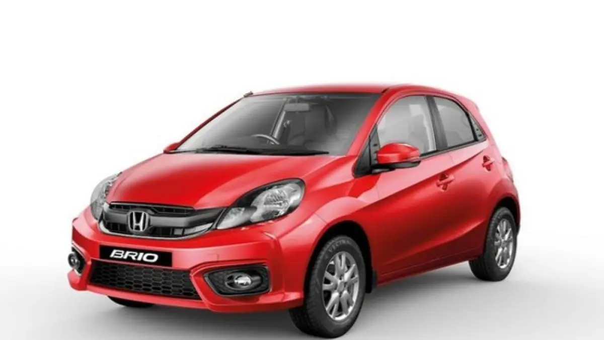 Honda Brio 2026 hadir dengan desain sporty, fitur lengkap, dan mesin irit, cocok untuk city car modern di Indonesia.