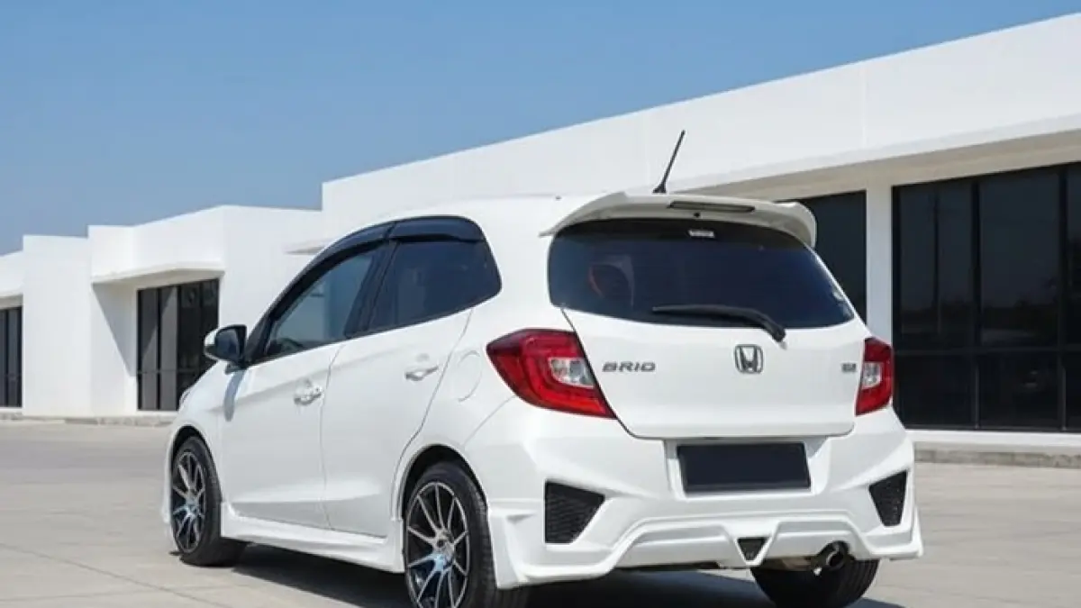 Honda Brio RS 2026 hadir dengan kamera 360 dan head unit 12 inci, tapi masih pertahankan fitur lama yang mengejutkan.