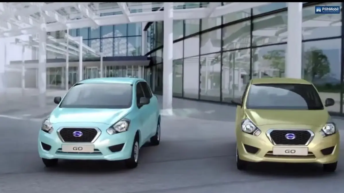 5 mobil LCGC bekas harga Rp50 jutaan terbaik 2025, ada Brio Satya, Agya, Ayla hingga Datsun Go+ yang irit dan murah. (gemini AI)
