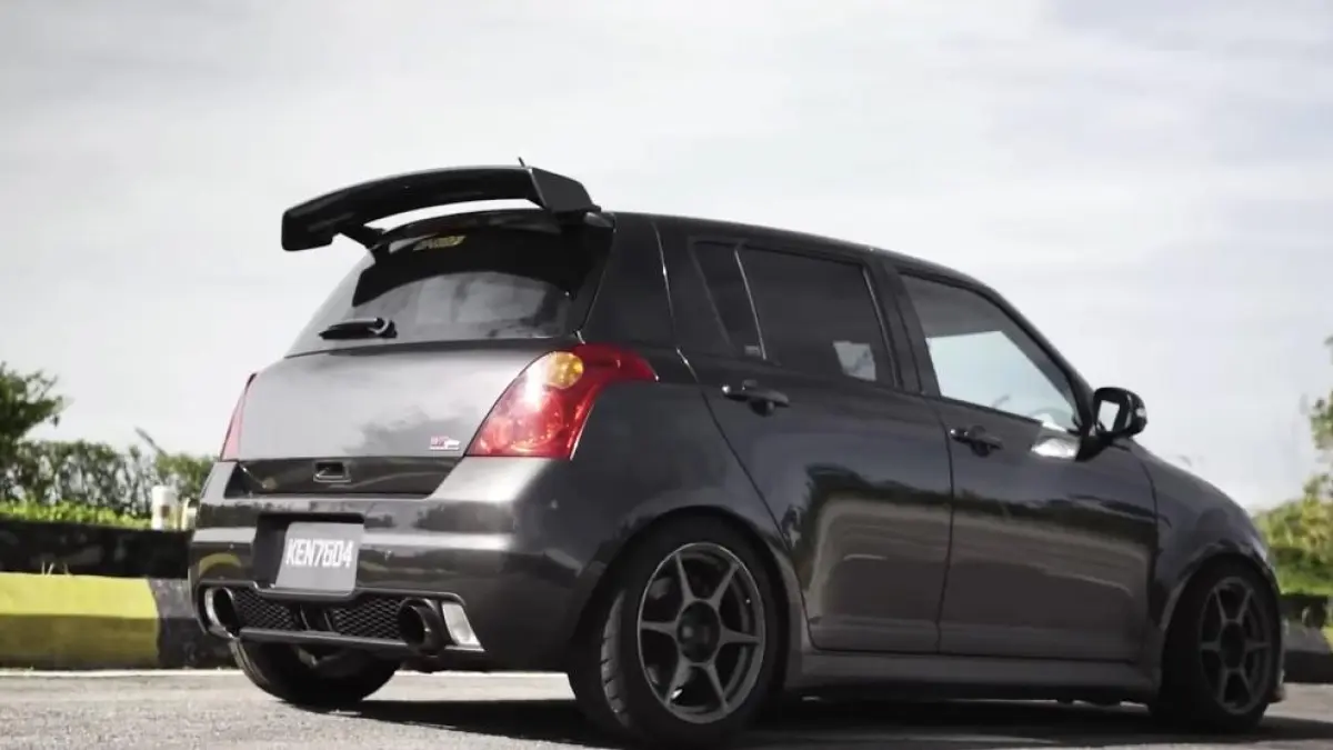 Daihatsu Ayla X 2014 bekas masih diburu, harga mulai Rp70 jutaan, irit BBM, pajak murah, dan cocok jadi mobil harian. (screenshot youtube)