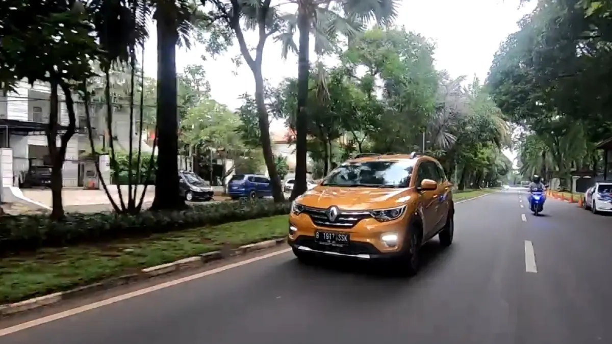 Renault Triber RXZ 2026 hadir dengan fitur lengkap, kabin lega, dan kenyamanan lebih baik dari LCGC MPV
