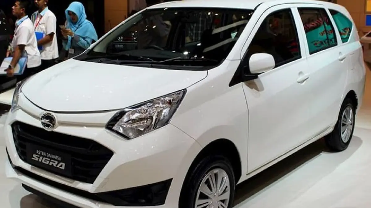 Daihatsu Sigra 2026 hadir lebih modern, irit BBM, muat 7 penumpang, dan harga Rp140 jutaan. Cocok untuk mobil keluarga dan usaha. (Pinterest) 