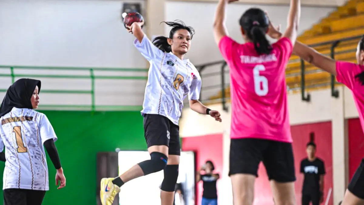 Cabor Bola Tangan Bidik Final Indoor
Di Ajang Kejurprov Surabaya 
