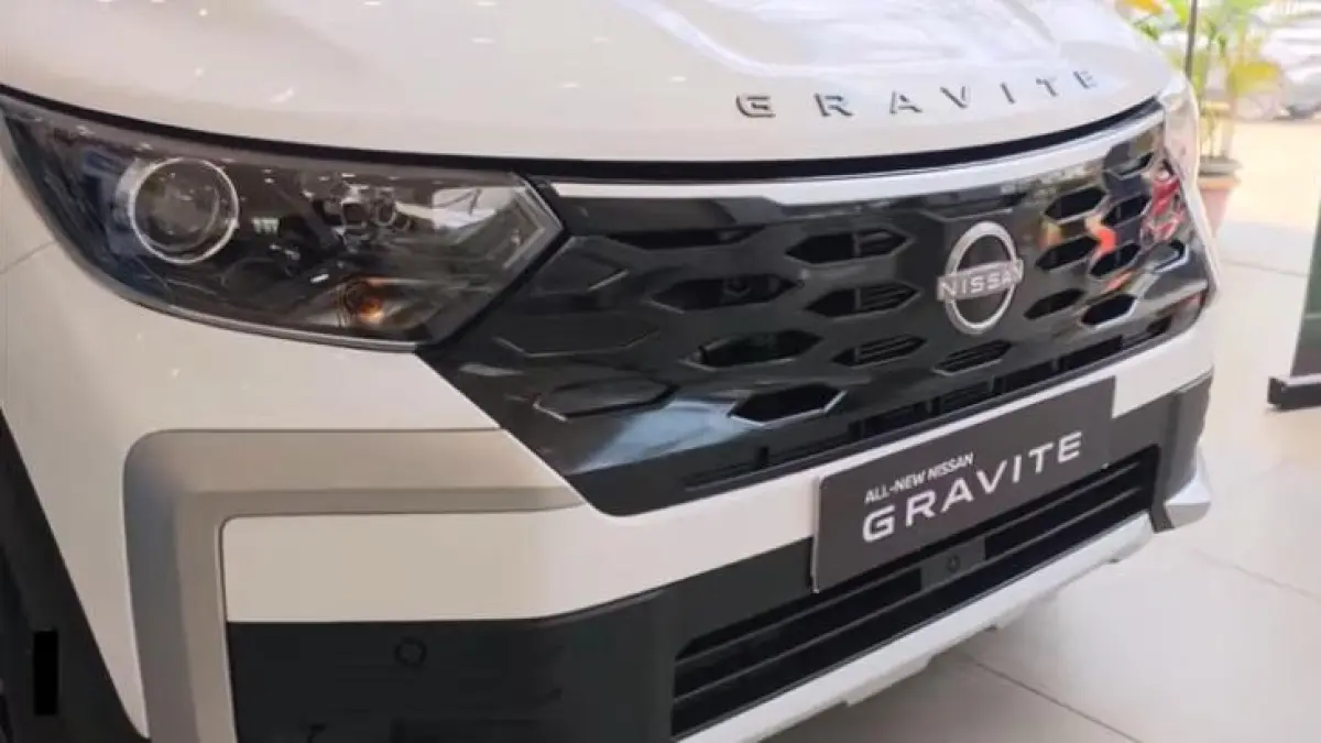 Nissan Graffiti 2026 meluncur 21 Januari! MPV 7-seater pesaing Avanza dengan desain LED agresif dan interior fleksibel. Cek spek lengkapnya di sini!(Screenshot Youtube)