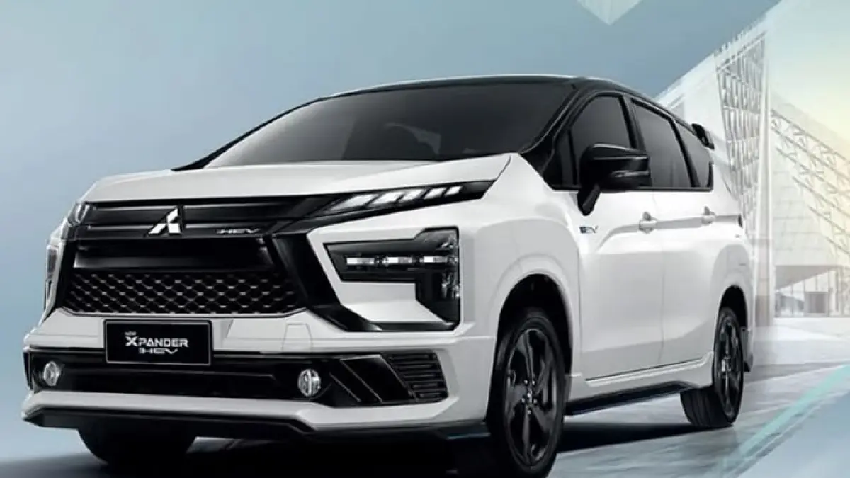 Promo Mitsubishi Xpander hadirkan diskon besar, DP Rp25 juta dan cicilan Rp3 jutaan, solusi mudah punya mobil keluarga impian.(Gemini AI)