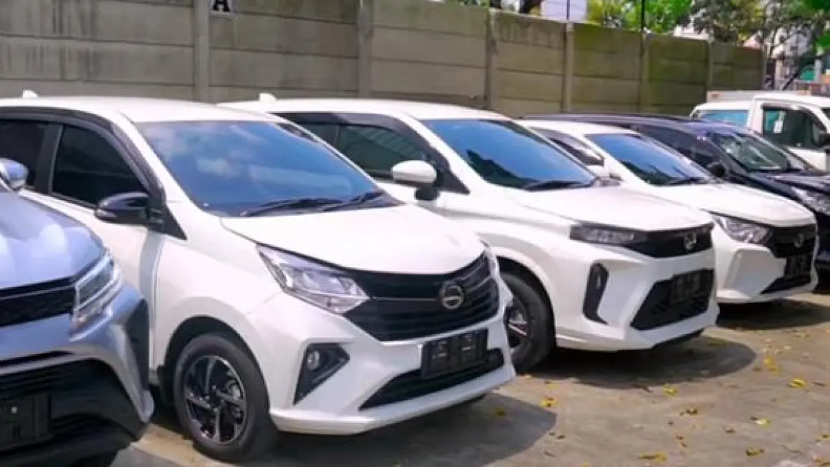 Promo Daihatsu Mei 2026 di Bintaro! DP Sigra mulai Rp8 juta, cicilan ringan, dan bunga 0%. Cek harga OTR Xenia, Terios, dan Grand Max terbaru di sini.(Screenshot Youtube)