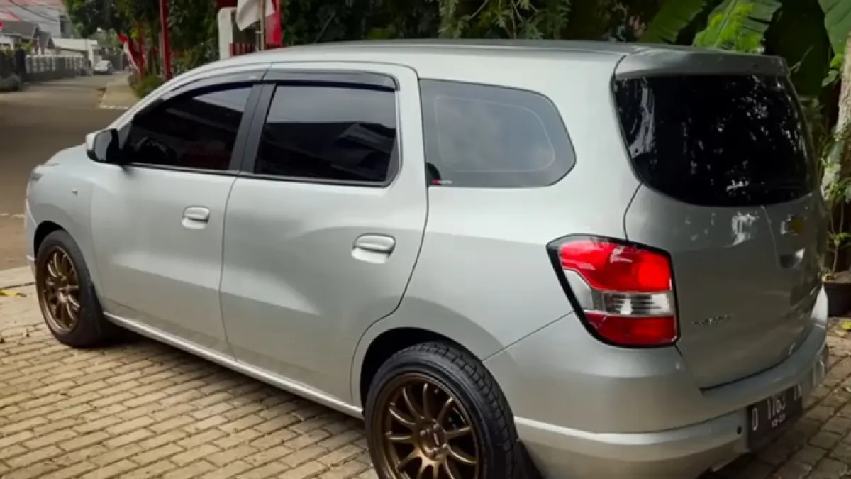 Review mobil keluarga irit underrated Chevrolet Spin diesel, MPV nyaman dengan konsumsi BBM hemat. (SC YOUTUBE)