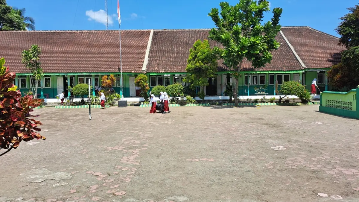 SEKOLAH KEBANGGAAN: Suasana di SDN Tegalrejo 01 Kecamatan Selopuro. 