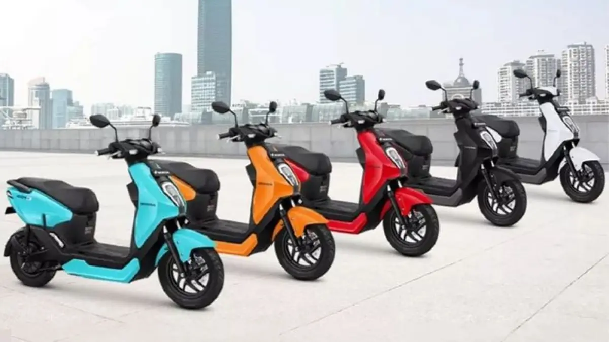 Review motor listrik Volta Mandala 1 bulan, desain retro, fitur lengkap, baterai lithium, tapi ada kekurangan yang perlu diketahui.