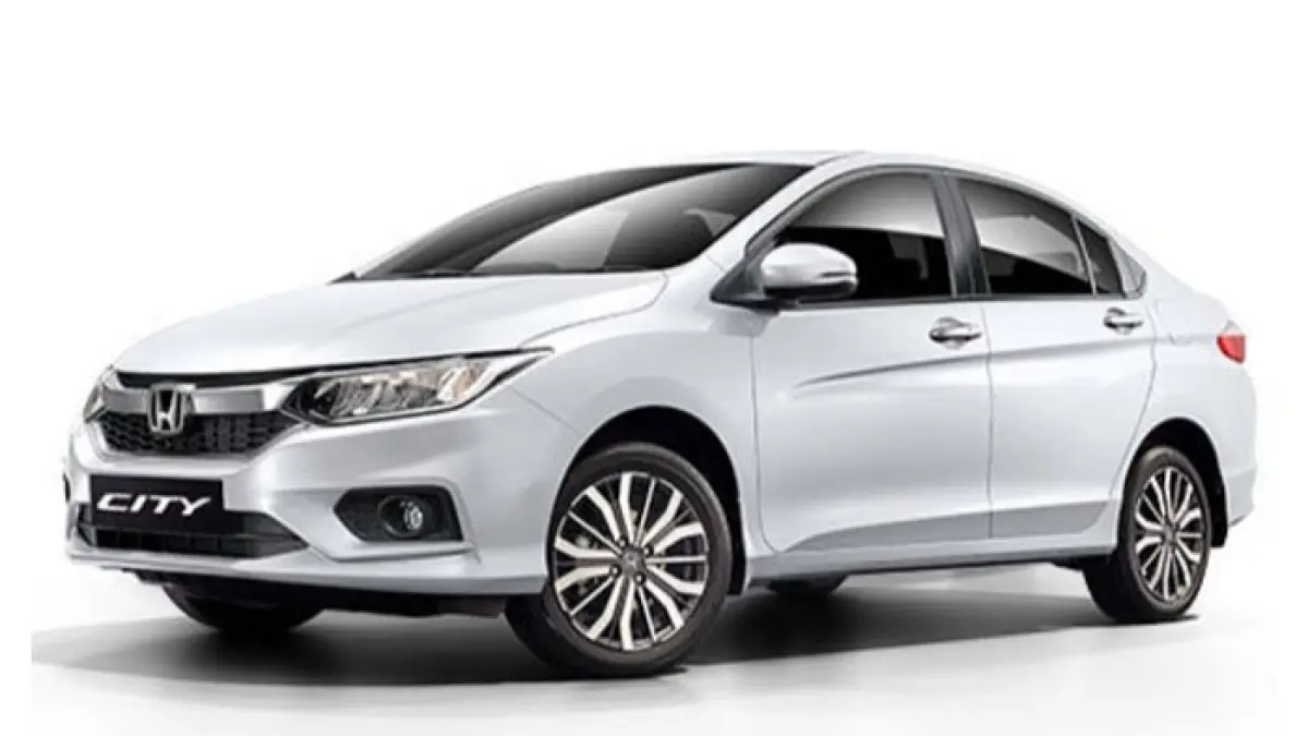Honda City facelift 2015 bekas dijual mulai Rp145 jutaan. Sedan irit, nyaman, dan fitur modern ini masih banyak dicari. (Pinterest) 