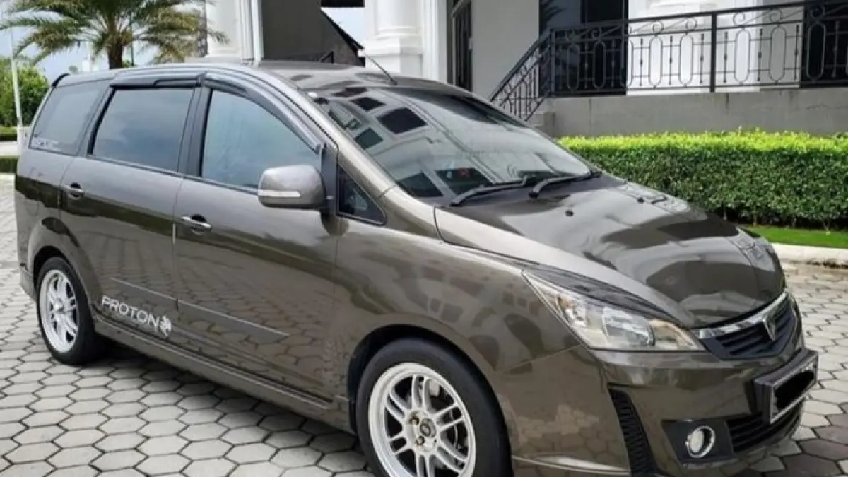 Proton Exora 2009 dijual di bawah Rp60 juta. MPV keluarga ini sudah airbag, ABS, dan double blower.(Pinterest) 