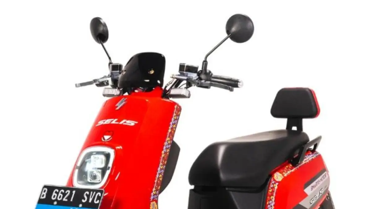 Selis MX jadi motor listrik legalitas lengkap dengan jarak tempuh 40 km dan kecepatan maksimal 50 km/jam.(pinterest.com)