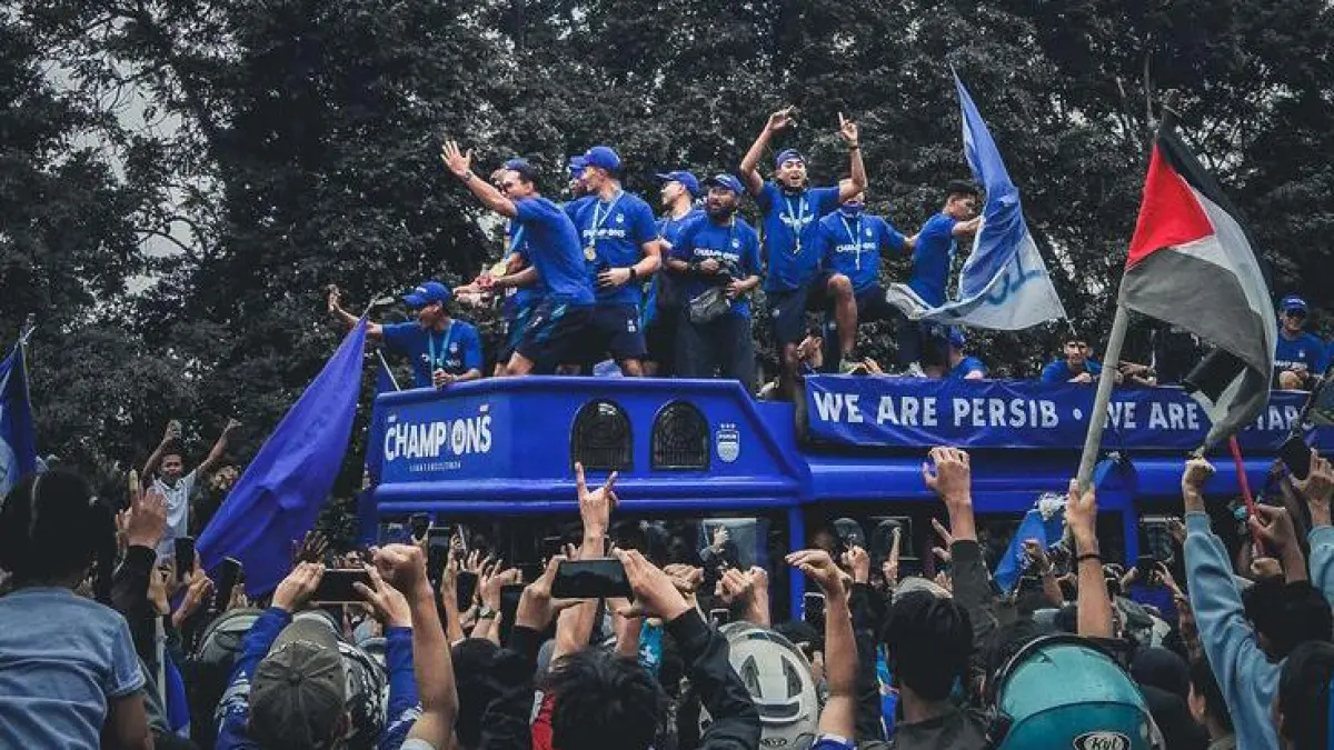 Daftar Pemain Baru Persib Bandung Putaran Kedua, Eks PSG hingga Penyerang Spanyol Datang, Beberapa Pemain Resmi Keluar (Pinterest)