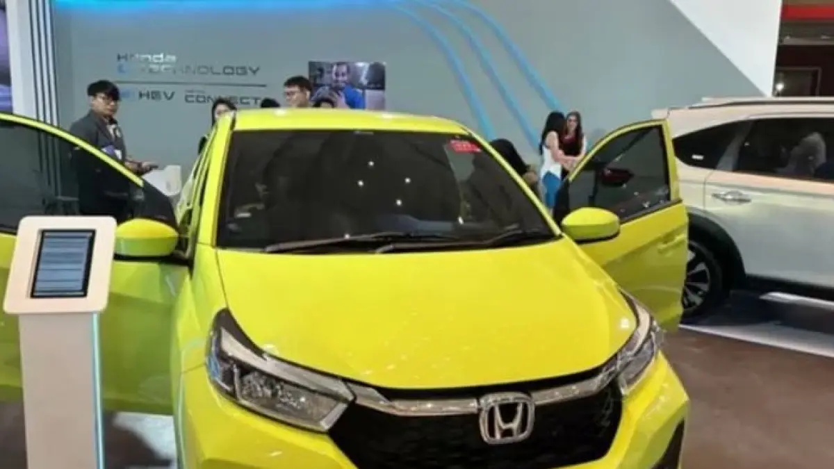 Honda Brio 2026 diprediksi hadir lebih sporty, modern, dan canggih dengan harga mulai Rp190 jutaan. Simak detail lengkapnya(Gemini AI)