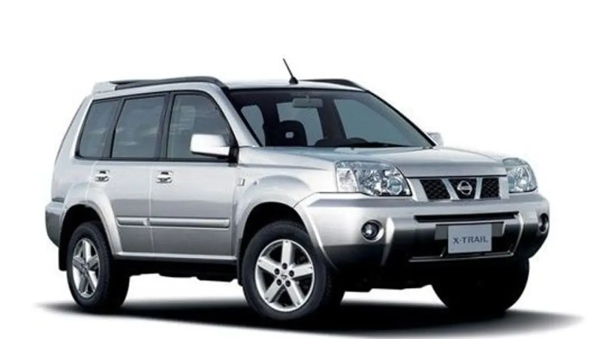 Nissan X-Trail T30 2008 kembali jadi SUV bekas favorit. Bengkel ungkap alasan lebih layak dibeli dibanding Honda CR-V Gen 2.(Gemini AI)