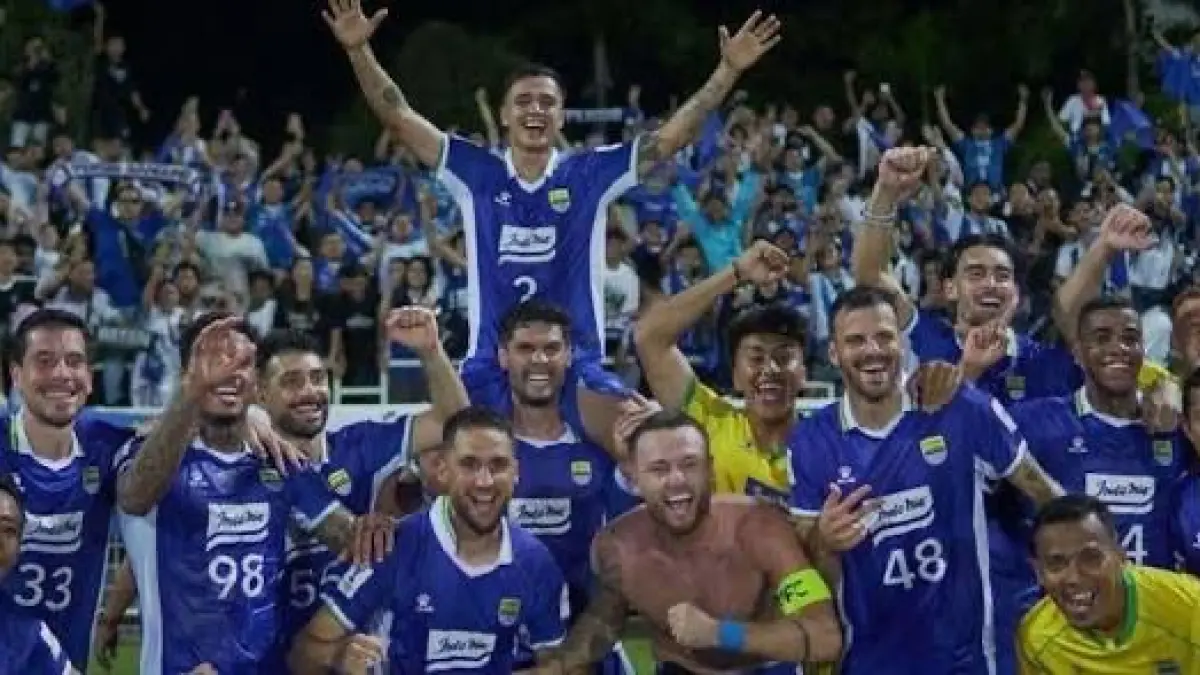 Bursa Transfer Persib Bandung Memanas, Patrick Robson hingga Pemain Timnas Australia Dirumorkan Gabung Maung Bandung Musim Depan (Google.com)