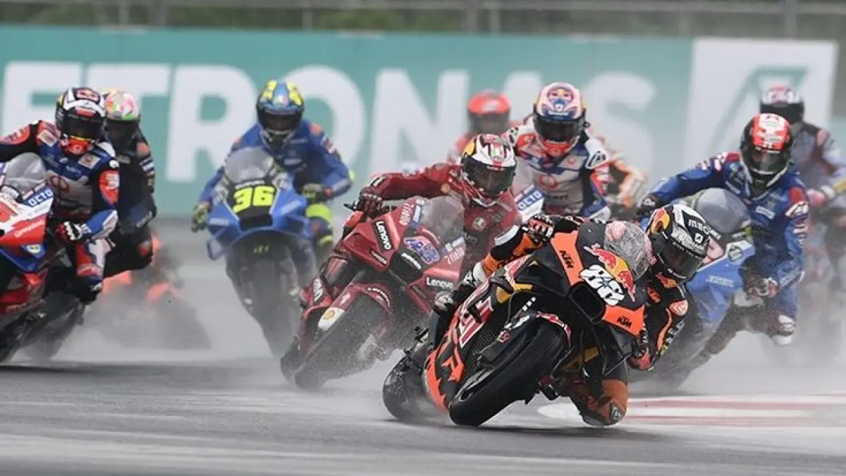 Jadwal lengkap MotoGP 2026 resmi beredar, MotoGP Indonesia digelar Oktober dan lineup rider penuh kejutan besar.
(Pinterest)