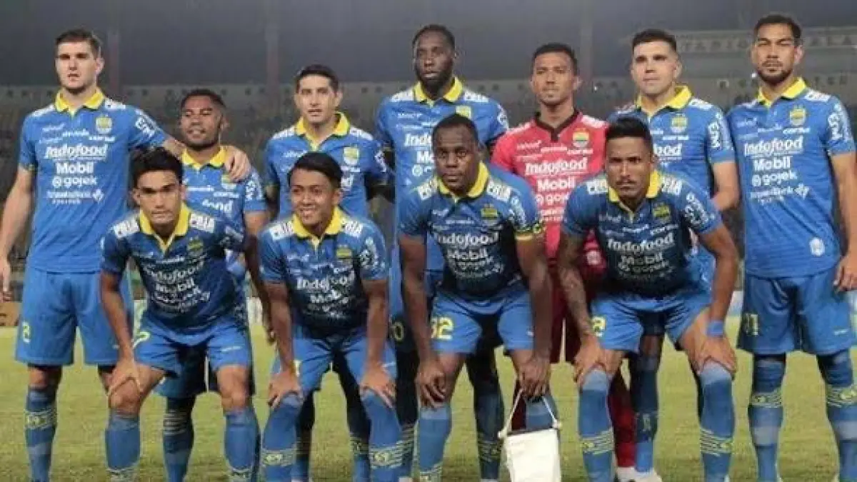 Persib Bandung Incar 8 Pemain Baru untuk Musim 2026-2027, Dean James hingga Gustavo Franca Masuk Radar Maung Bandung (Google.com)