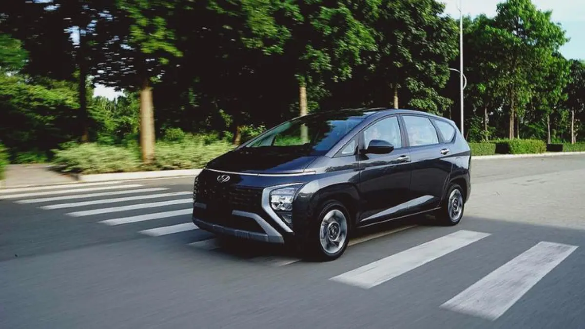 Hyundai Stargazer 2025 hadir dengan facelift besar, desain baru lebih modern, fitur canggih, dan interior makin premium. (Pinterest.com)