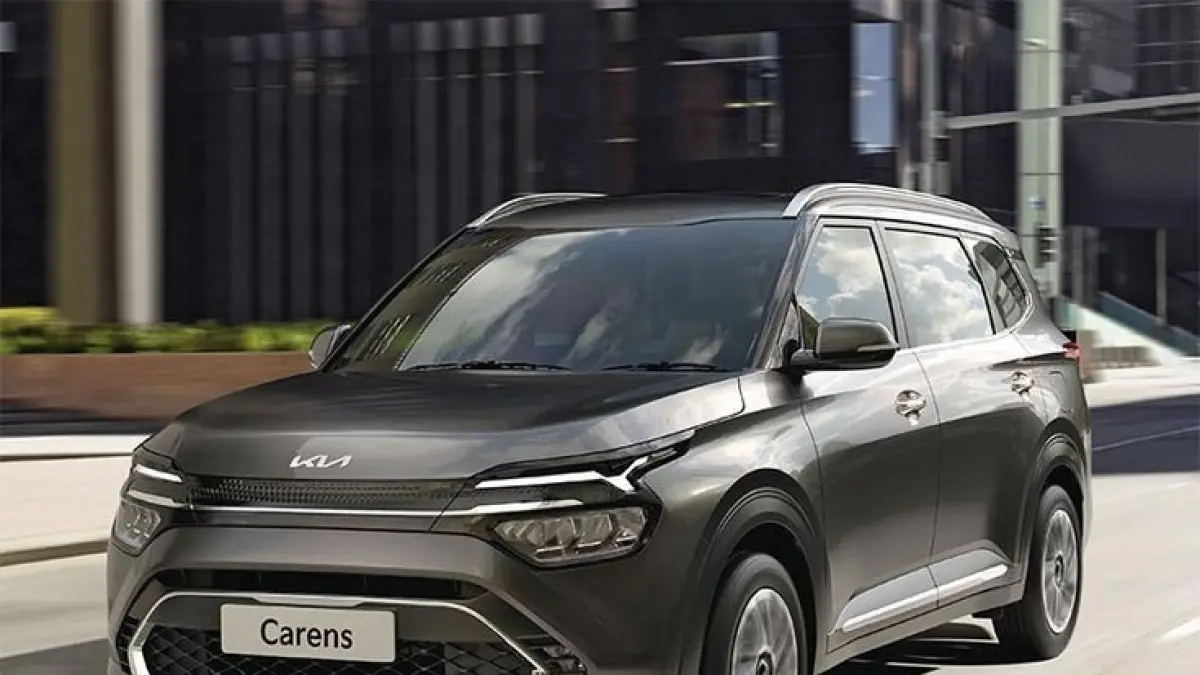Kia Carens Trendy Facelift 2026 hadir dengan ADAS, desain modern, dan kabin lega mulai Rp323 juta. (Pinterest.com)