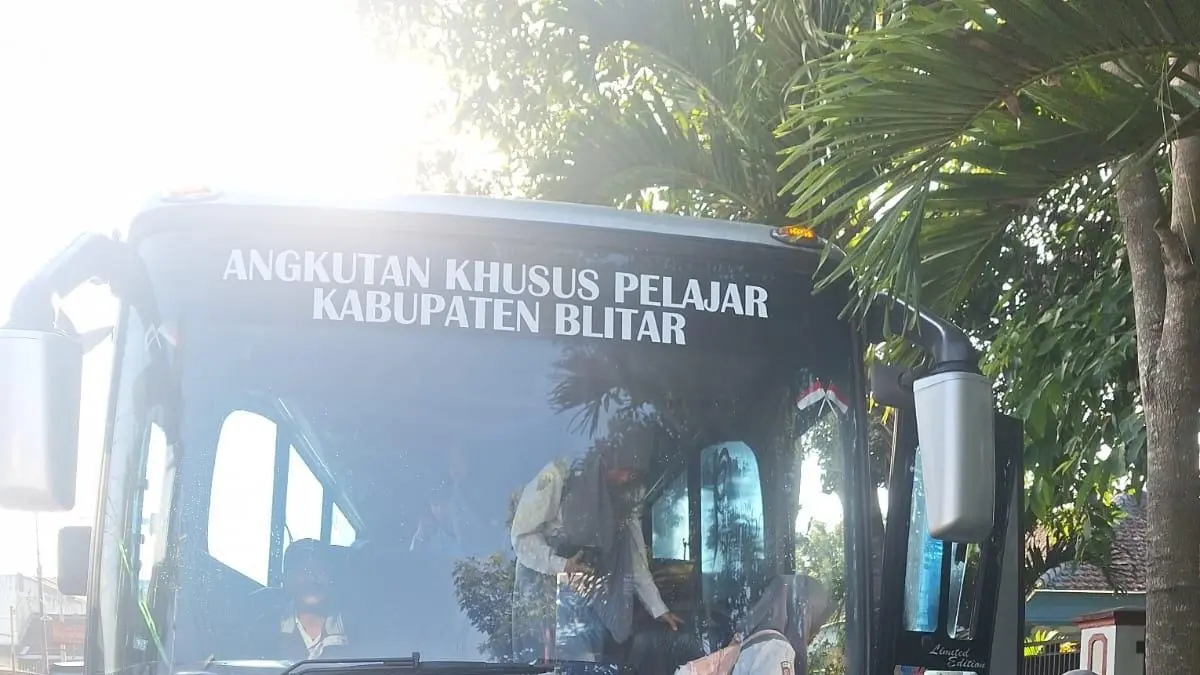 Sekolah Proaktif Kroscek Kelaikan Bus Pariwisata
Untuk Kegiatan Studi, juga Bus Sekolah
