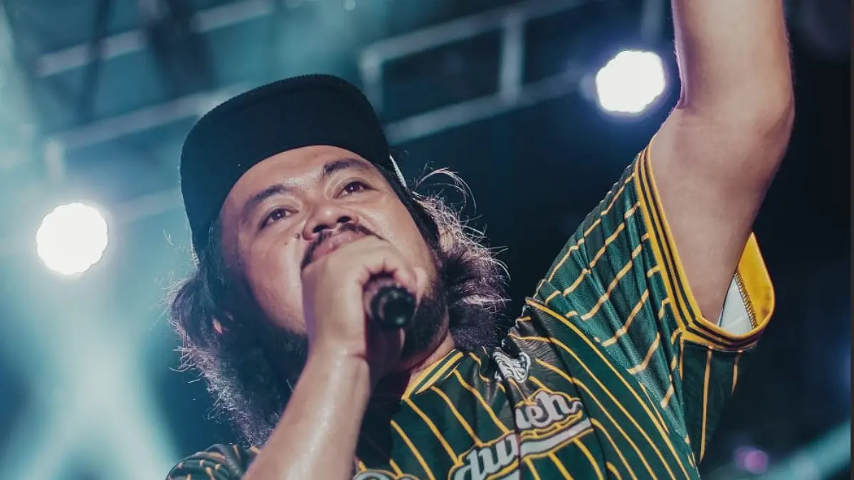 Seniman Blitar Abon Jhon merilis lagu “Blitar Rame” sebagai bentuk apresiasi dan dukungan terhadap konsep Kota Blitar masa depan yang kreatif dan penuh karya.(DOK PRIBADI)
