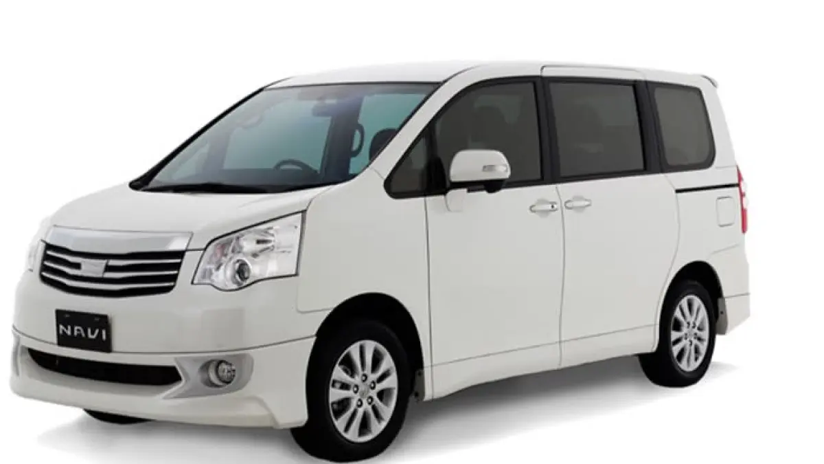 Toyota Nav1 V 2013 bekas kini diburu karena punya sliding door elektrik, kabin lega rasa Alphard, harga cuma Rp130 jutaan.(Pinterest) 