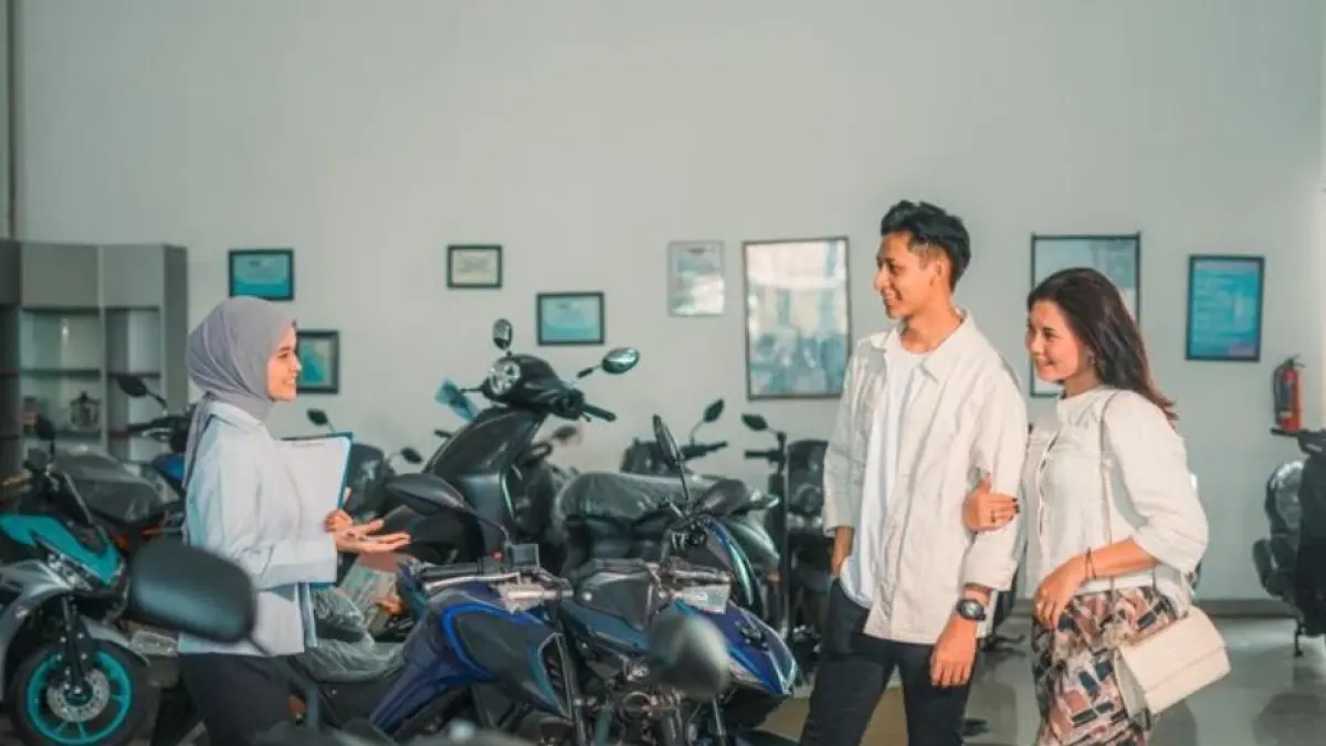 5 motor listrik terbaru 2025 harga Rp15 jutaan, mulai Polytron Fox Air hingga Yadea Velax dengan fitur modern dan irit.(freepik.com)