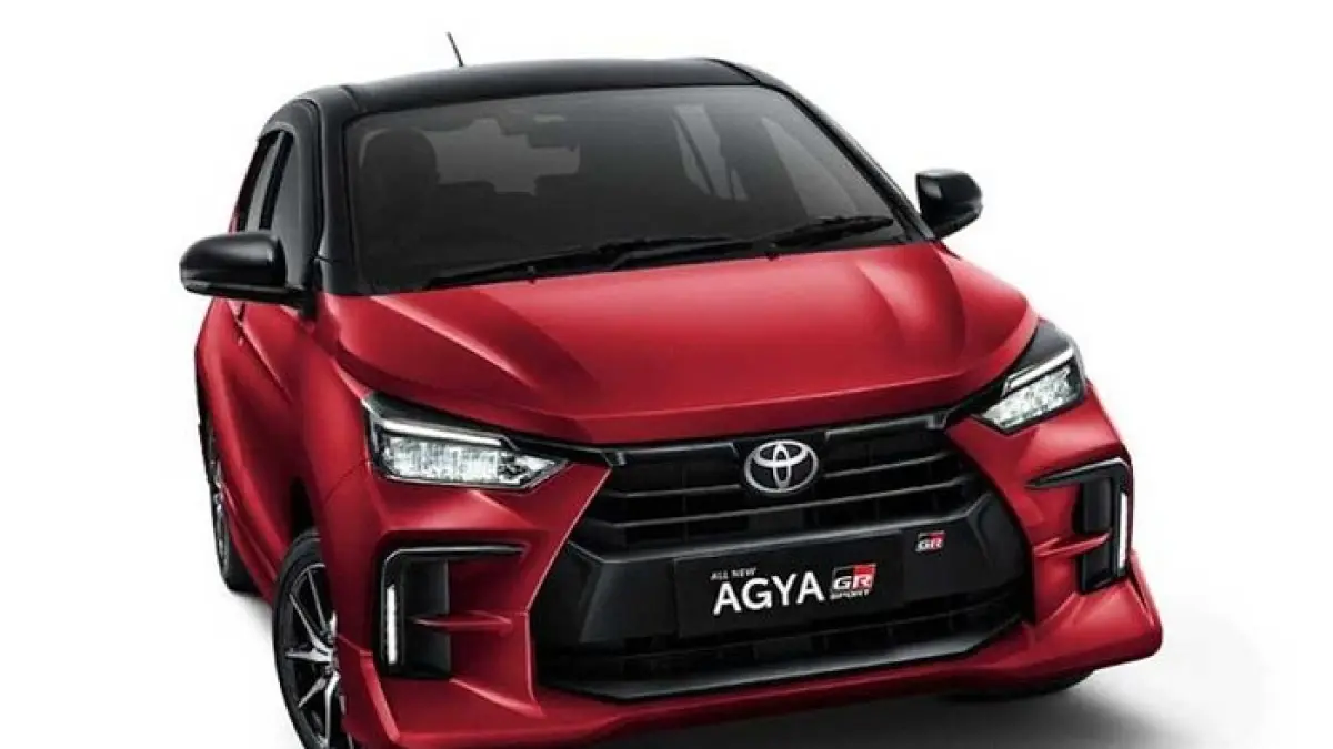 Mobil murah irit BBM 2026 masih diminati. Ini daftar harga Agya, Brio, Ayla hingga Sigra lengkap konsumsi BBM dan pajak.(Gemini AI)