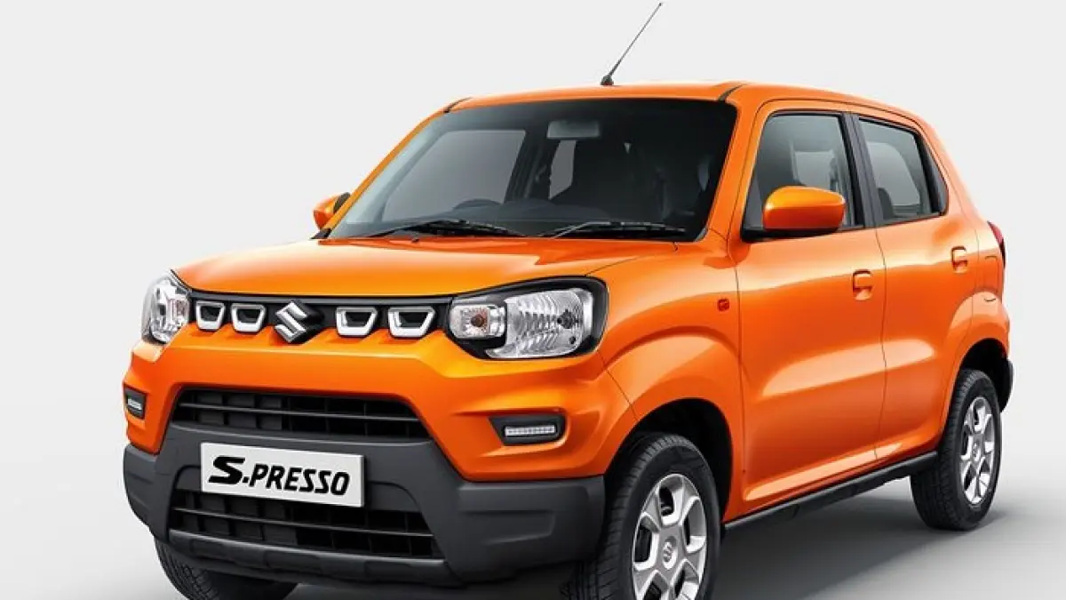 Promo Suzuki Fronx, XL7 Hybrid dan S-Presso bikin heboh. Diskon hingga Rp45 juta dan cicilan ringan mulai Rp500 ribuan.(Gemini AI)