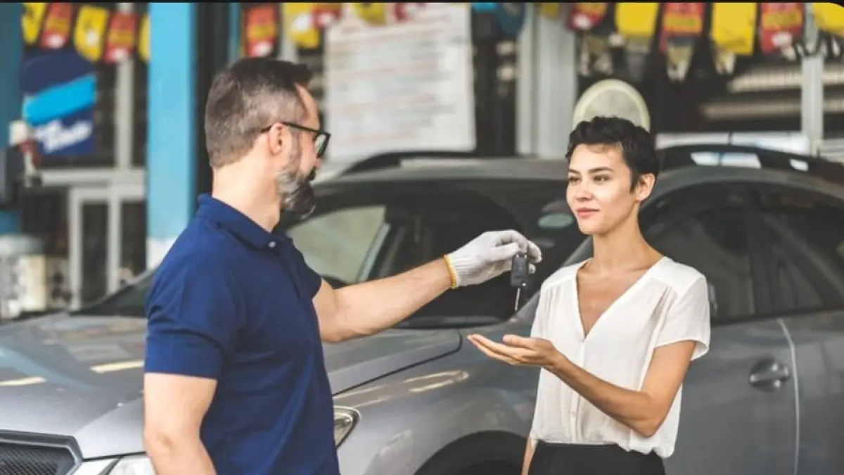 Rekomendasi mobil bekas 2026 paling layak dibeli, dari Avanza, Xpander hingga Brio yang dikenal bandel dan tidak rewel.(freepik.com)