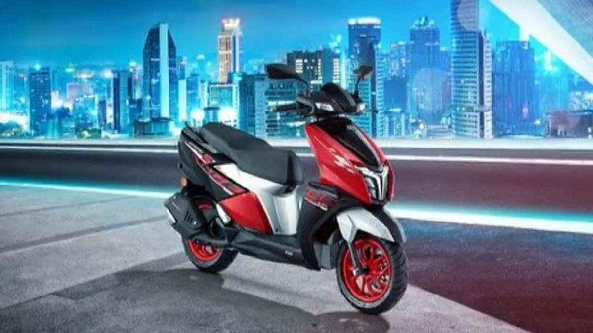 Motor listrik United T1800S viral! Desain futuristis, tenaga 1800 watt, dan harga Rp27 juta bikin heboh pasar motor listrik.