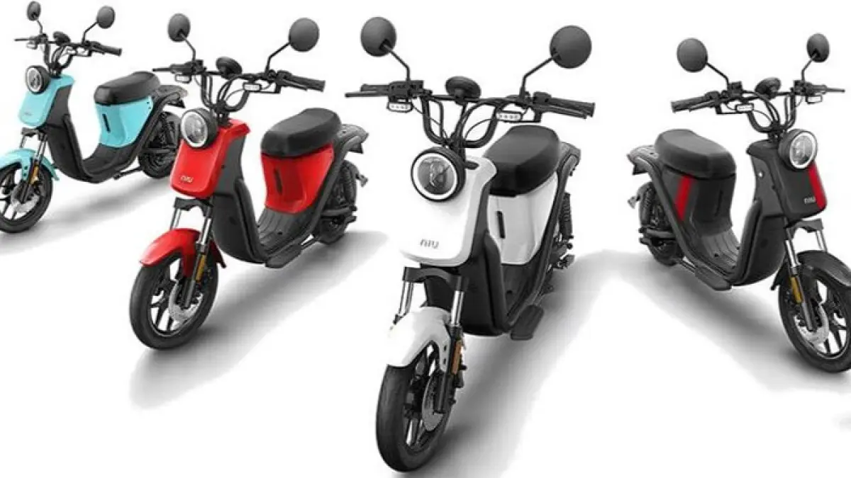 5 motor listrik terbaru 2025 harga Rp15 jutaan, dari Polytron Fox R hingga Yadea Velax dengan fitur modern. (Pinterest) 