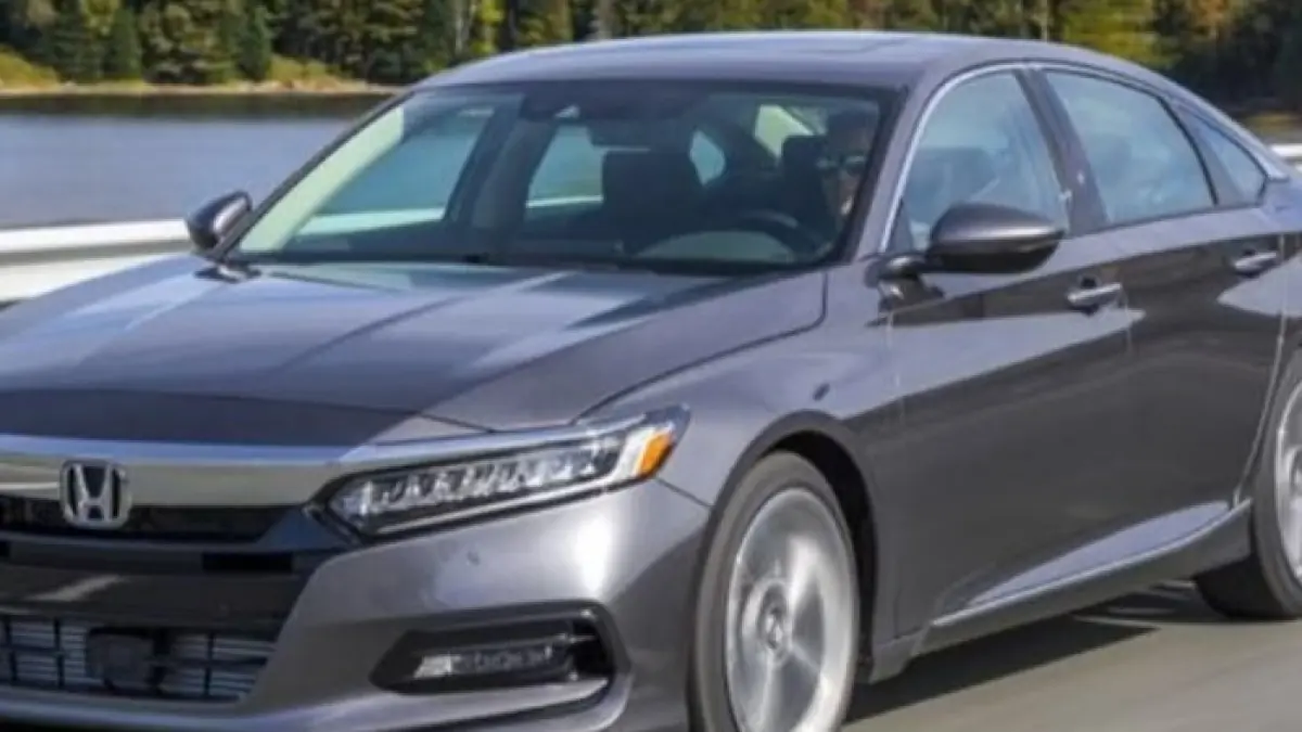 Honda Accord VTiL 2010 dijual Rp119 juta dengan fitur premium, interior mewah, dan mesin halus. Cocok buat tampil elegan. (Pinterest)