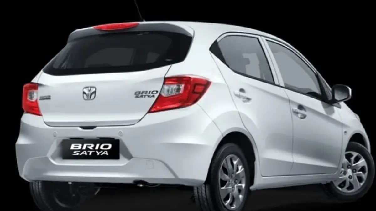 Honda Brio jadi raja mobil bekas dan modifikasi Indonesia berkat mesin bandel, irit, dan harga jual stabil. (Pinterest)