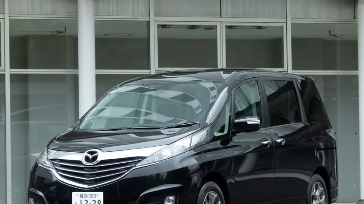 MPV murah untuk mobil keluarga kini makin menarik. Serena, Mazda 8, dan Biante bekas dibanderol mulai Rp130 jutaan.
