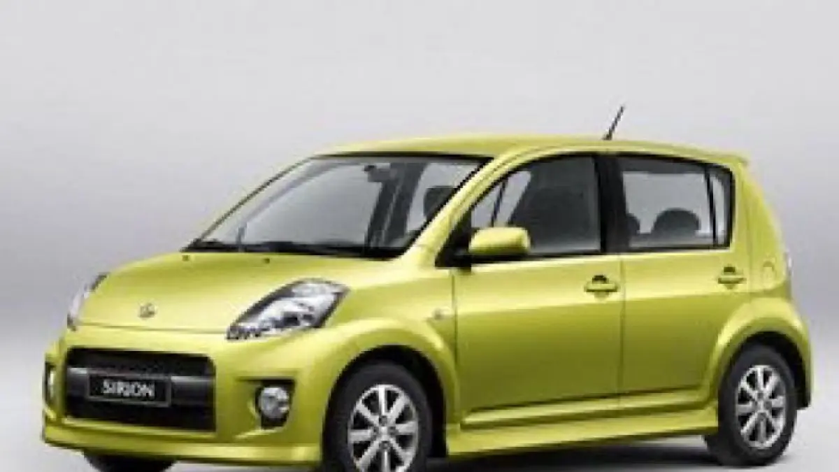 Review Daihatsu Sirion 2019 bekas, hatchback irit dengan fitur lengkap yang disebut lebih nyaman dari Brio dan Yaris lawas.(pinterest)