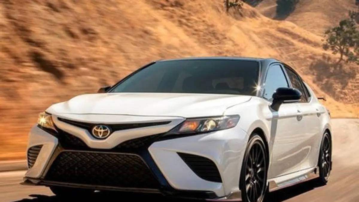 Toyota Camry bekas Rp80 jutaan jadi sorotan, tipe V 2009 dan G 2008 adu fitur mewah dan kenyamanan. (Pinterest)