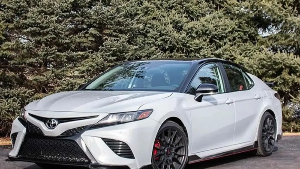 Toyota Camry XV40 bekas kini mulai Rp80 jutaan, tetap nyaman dan mewah dipakai harian di 2025. (Pinterest)