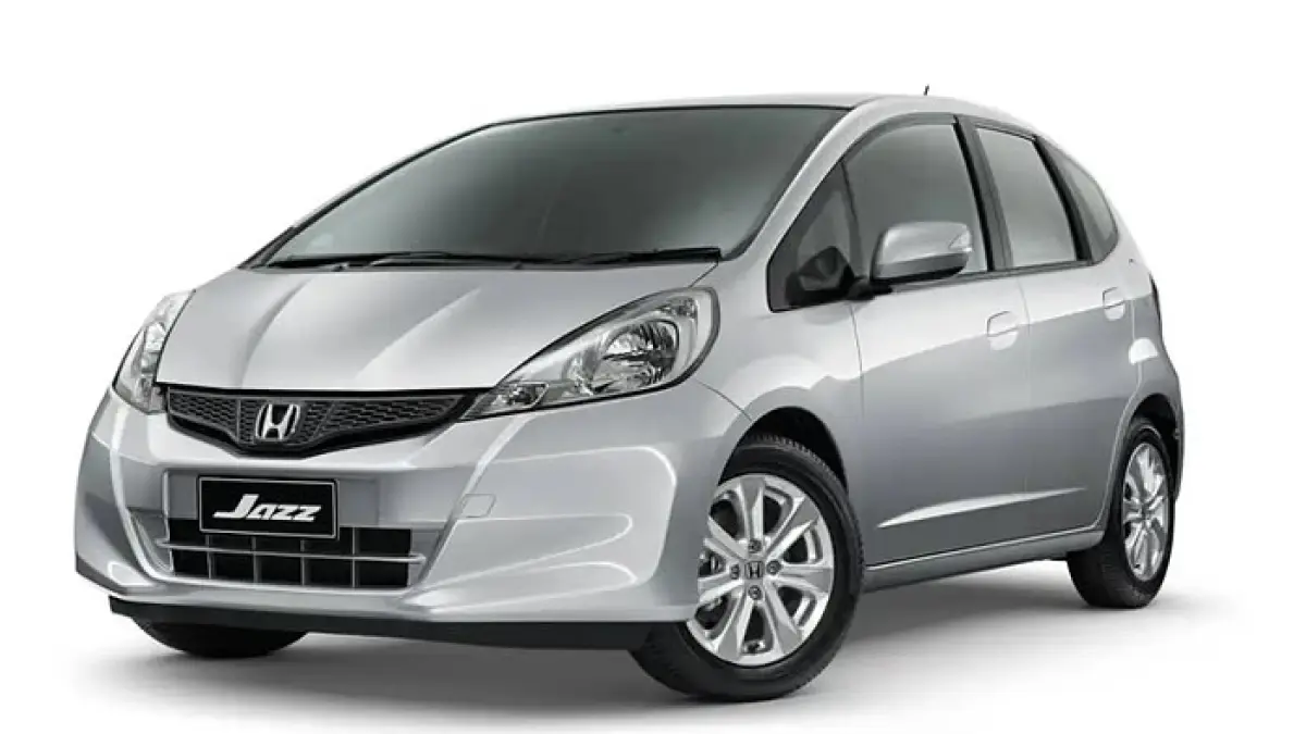 Honda Jazz bekas masih jadi favorit. Harga GK5 facelift mulai Rp130 jutaan hingga Rp270 juta, tipe RS paling diburu. (Pinterest) 