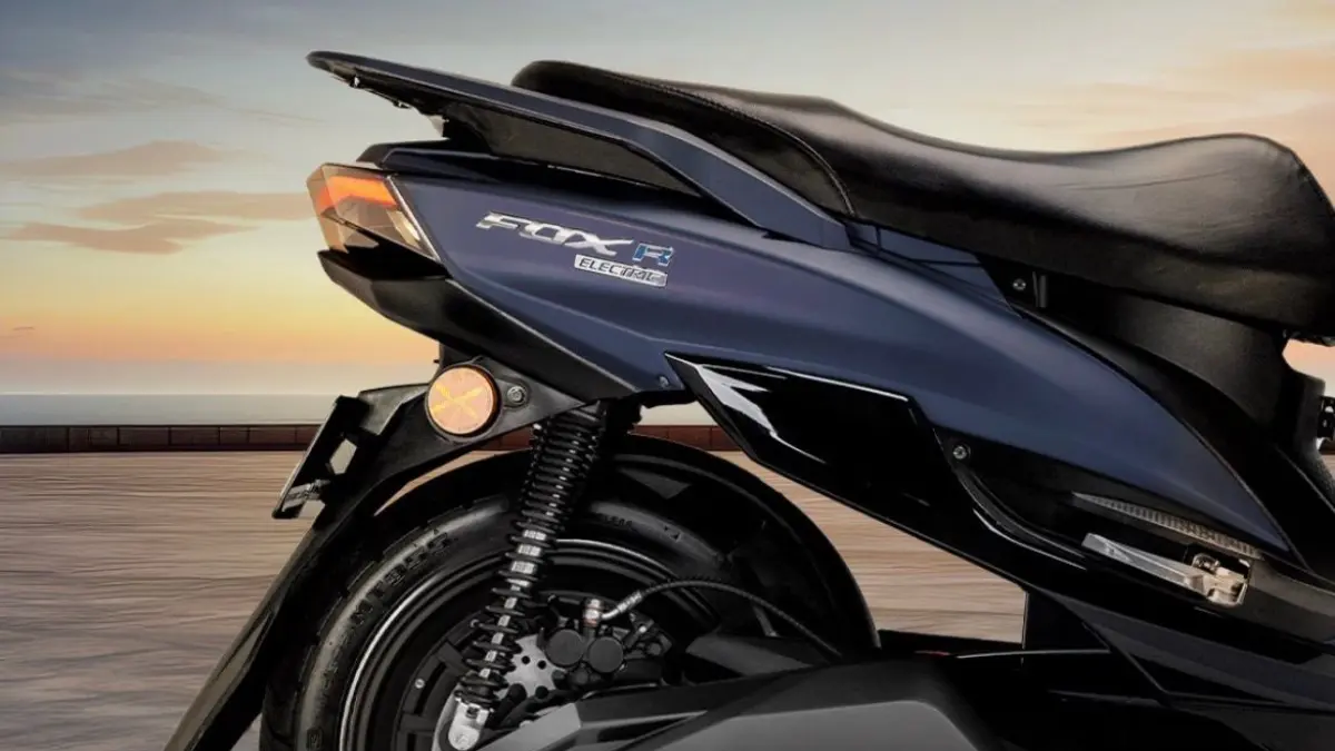 Polytron Fox R hadir dengan top speed 97 km/jam dan jarak tempuh 100 km. Murah, tapi ada kekurangan yang bikin kaget.