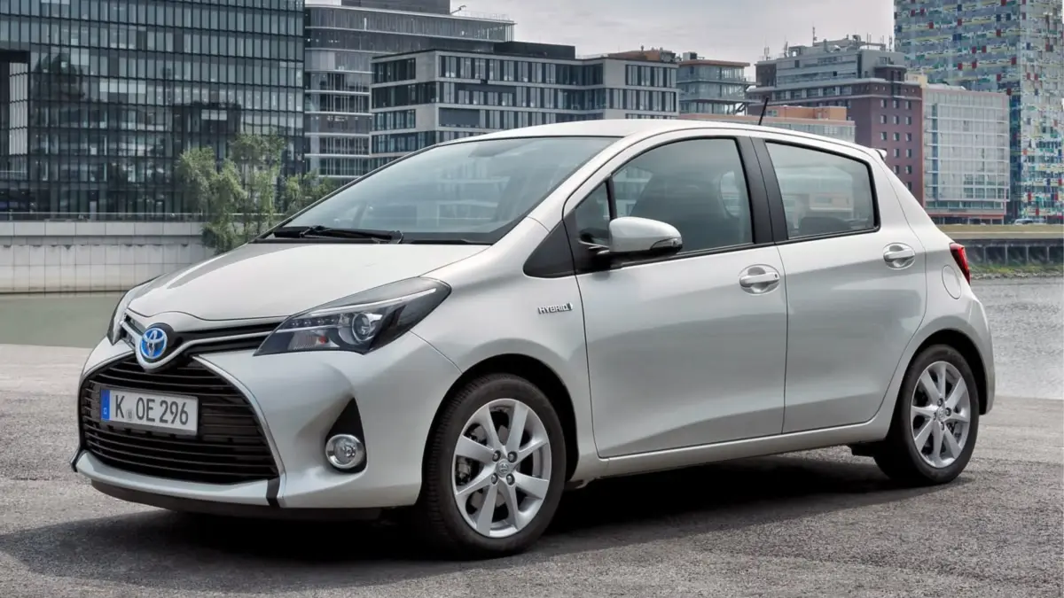 Toyota Yaris Hybrid hadir dengan fitur modern, desain SUV stylish, dan konsumsi BBM super irit di perkotaan. (Pinterest)