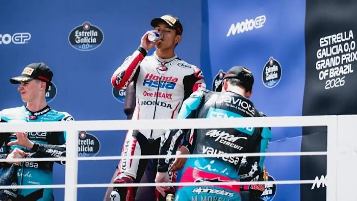 Veda Pratama juara Red Bull Rookies Cup Mugello 2026 usai duel sengit lap terakhir dan tampil impresif lawan rival Eropa.(pinterest)