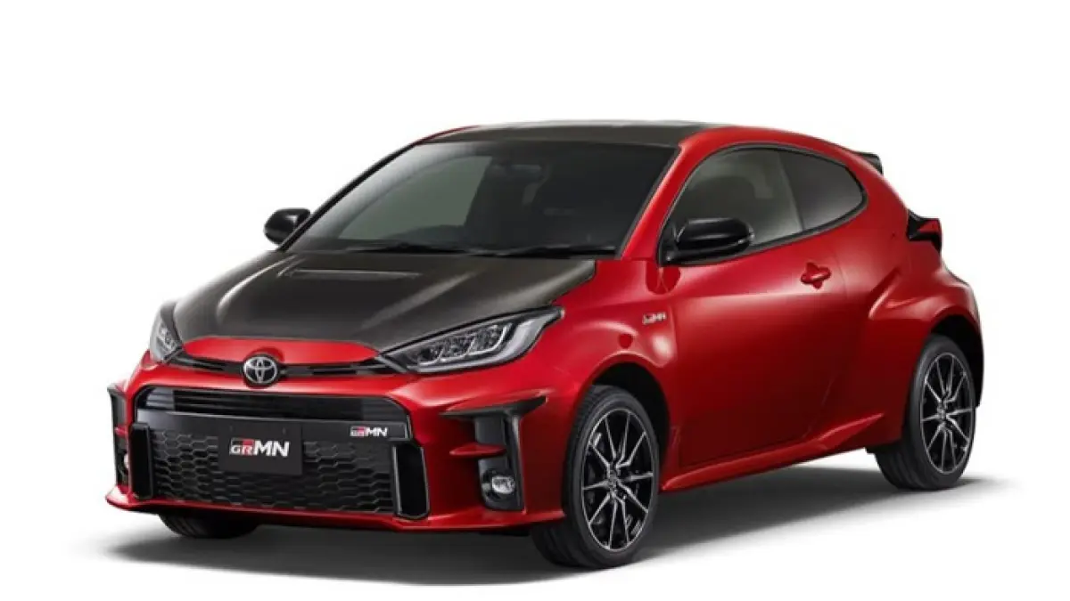 Honda Brio Satya vs Toyota Yaris G, pilih mobil irit atau nyaman? Simak perbandingan lengkap performa, BBM, dan fitur.(pinterest)