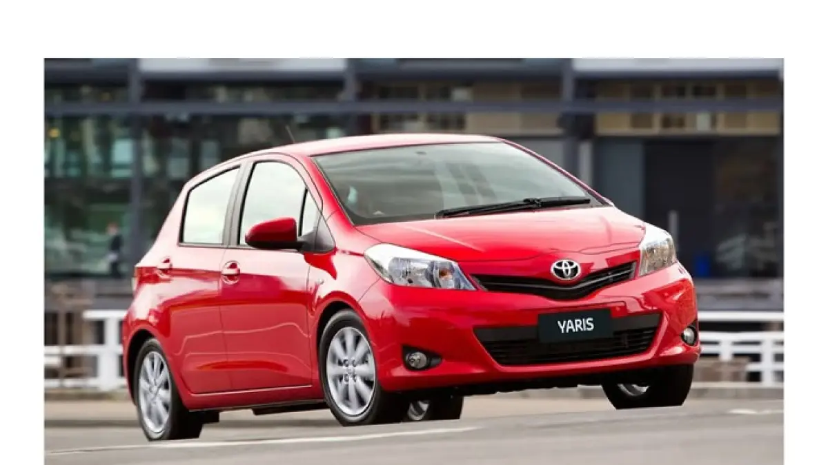 Toyota Yaris Bakpau masih diburu di 2025 karena desain elegan, mesin bandel, irit BBM, dan harga bekas yang masih masuk akal.(pinterest)