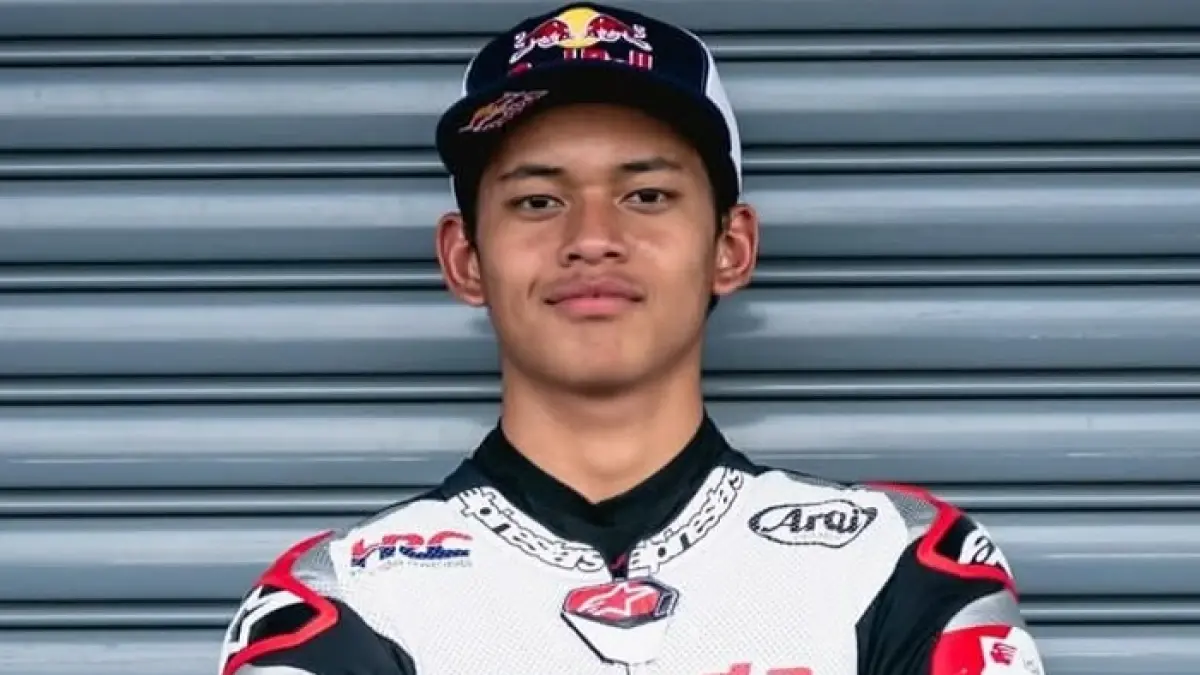 Feda Ega Pratama Moto3 2026: Start P17, finis P6 di Jeres, comeback gila dan pujian dari Honda Team Asia.