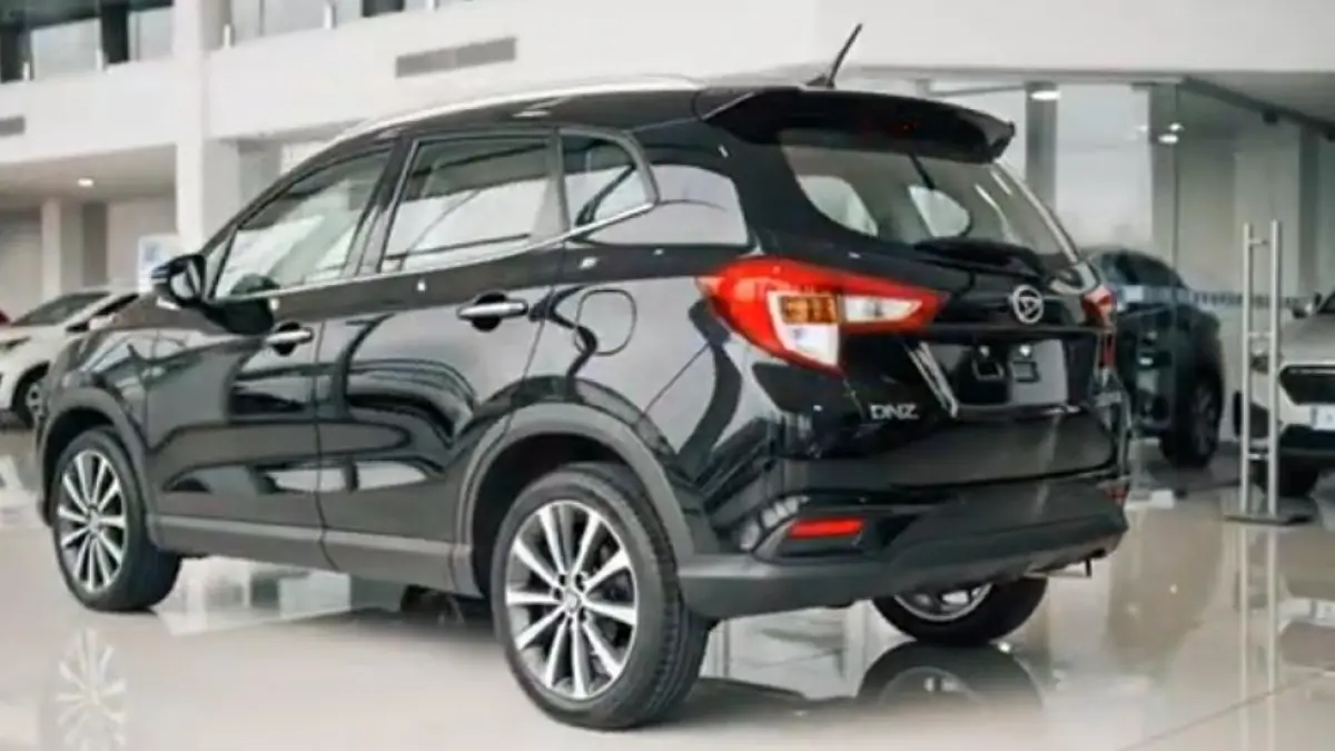 Mobil murah irit BBM 2026 seperti Honda Brio Satya dan Suzuki Ignis jadi pilihan favorit karena hemat bensin dan murah dirawat.(screenshot youtube)