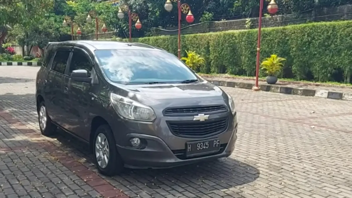 Chevrolet Spin Diesel bekas masih menarik dibeli. Simak tips cek mesin sehat dan tanda mobil wajib turun mesin sebelum membeli.(screenshot youtube)