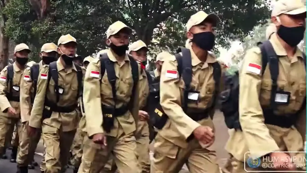 Seleksi IPDN 2023 resmi dibuka dengan 534 formasi praja. Simak syarat lengkap masuk IPDN mulai usia, tinggi badan hingga larangan tato.
(screenshot youtube)